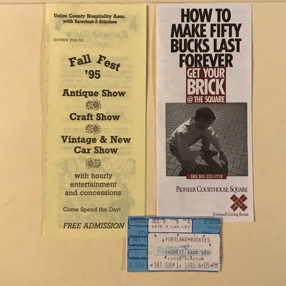 VINTAGE 1990s Oregon Travel Brochures - Picture 5 of 10